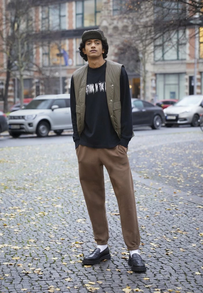 BOXY TEE LONG SLEEVE - Long sleeved top - faded black Han Kjøbenhavn BOXY TEE LONG SLEEVE - Long Sleeved Top - Faded Black -Han Kjøbenhavn Shop 00101ad601304256b2f1f9284487c061