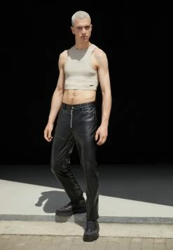 Han Kjøbenhavn STRAIGHT CUT TROUSERS - Trousers - Black