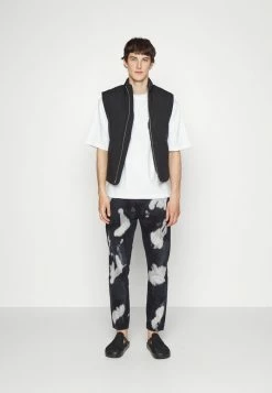 Han Kjøbenhavn PADDED VEST - Waistcoat - Black -Han Kjøbenhavn Shop 0908b1a65a684d308300b835b06bda43