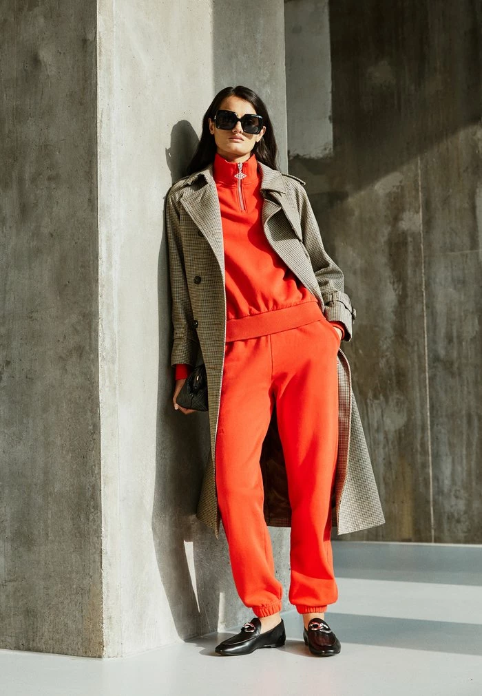 ZIP - Sweatshirt - red Han Kjøbenhavn ZIP - Sweatshirt - Red -Han Kjøbenhavn Shop 097a34f9f0864206bafaec3385c8f811