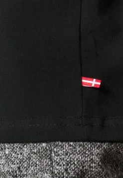 Han Kjøbenhavn CASUAL TEE SHORT SLEEVE - Basic T-shirt - Black -Han Kjøbenhavn Shop 09ce3e94a4e6408fb5382e2b0430fd59