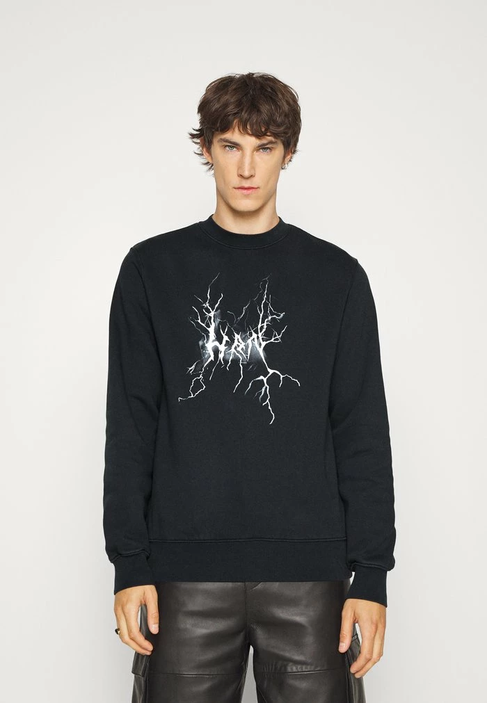 ARTWORK REGULAR CREWNECK - Sweatshirt - faded black Han Kjøbenhavn ARTWORK REGULAR CREWNECK - Sweatshirt - Faded Black -Han Kjøbenhavn Shop 0b366a44fca14df98c4e55ff1fb347c0