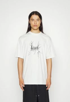 Han Kjøbenhavn ARTWORK BOXY TEE SHORT SLEEVE - Print T-shirt - Off White -Han Kjøbenhavn Shop 1136fffa1e044b2fb03c13fadc4e0f4c