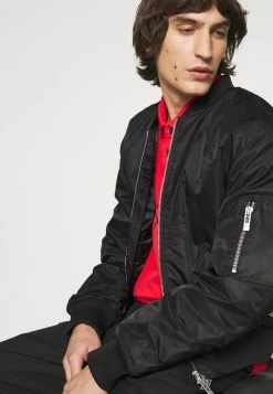 Han Kjøbenhavn CUT - Bomber Jacket - Faded Black -Han Kjøbenhavn Shop 1185504024cf42f695a16c148289f1d0