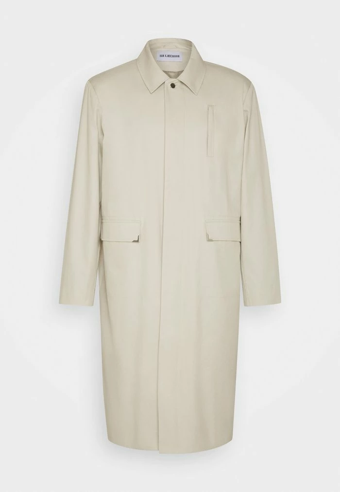 SQUARE COAT - Classic coat - sand Han Kjøbenhavn SQUARE COAT - Classic Coat - Sand -Han Kjøbenhavn Shop 11c2b6035a9444d9bb8a67e4e8eab455