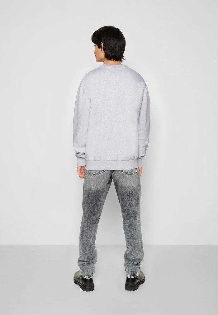 ARTWORK CREW - Sweatshirt - light grey galaxy Han Kjøbenhavn ARTWORK CREW - Sweatshirt - Light Grey Galaxy -Han Kjøbenhavn Shop 136c8ee1a9fd45f4817c390c8af40c78