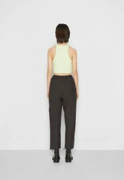 Han Kjøbenhavn PANTS - Cargo Trousers - Dark Grey -Han Kjøbenhavn Shop 15dd6d71c4044952b38897fe2b5dc97f