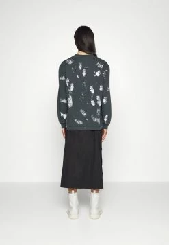 Han Kjøbenhavn LOGO BOXY TEE LONG SLEEVE PAINT - Long Sleeved Top - Faded Black 6 Han Kjøbenhavn LOGO BOXY TEE LONG SLEEVE PAINT - Long Sleeved Top - Faded Black -Han Kjøbenhavn Shop 1efd61e842d54ea9bed93a301639fd2e