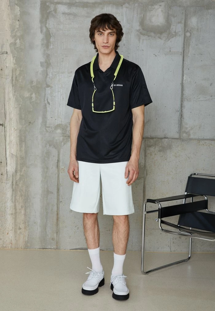 FOOTBALL TEE SHORT SLEEVE - Polo shirt - black Han Kjøbenhavn FOOTBALL TEE SHORT SLEEVE - Polo Shirt - Black -Han Kjøbenhavn Shop 21b38b692f03464cae5e4a15008d6d2f