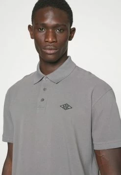 Han Kjøbenhavn SHORT SLEEVE - Polo Shirt - Steel Grey 8 Han Kjøbenhavn SHORT SLEEVE - Polo Shirt - Steel Grey -Han Kjøbenhavn Shop 269348aed9ca4449be71f30af2b58493