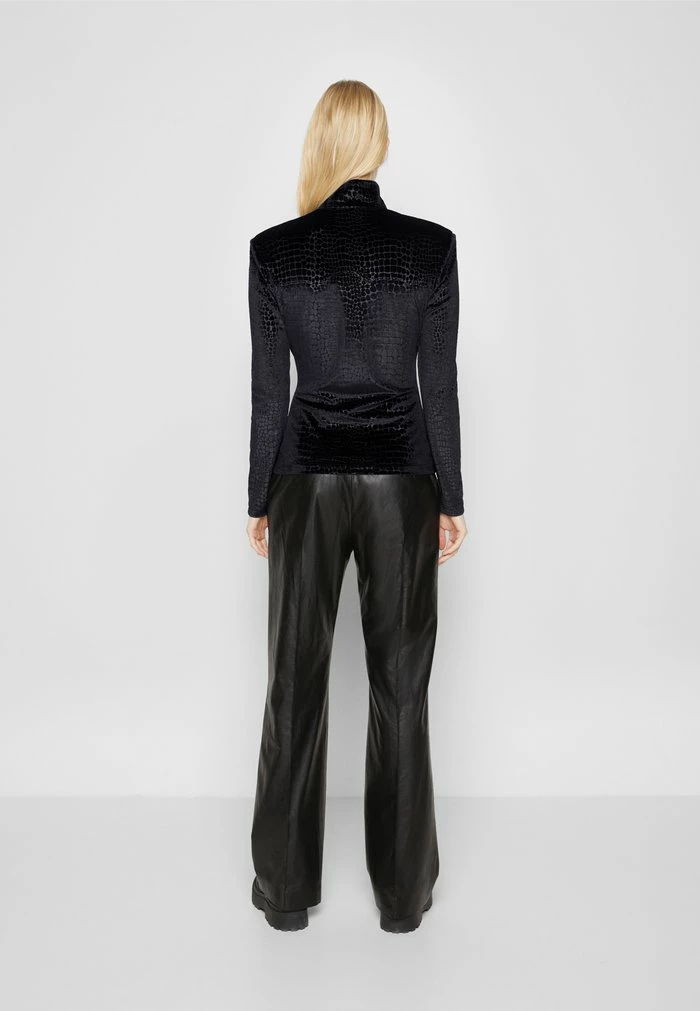 HALF ZIP SHARP LONG SLEEVE - Long sleeved top - black Han Kjøbenhavn HALF ZIP SHARP LONG SLEEVE - Long Sleeved Top - Black -Han Kjøbenhavn Shop 2b621e26269f4094b7cc6110db558aed