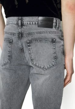 Han Kjøbenhavn Jeans Tapered Fit - Black Washed -Han Kjøbenhavn Shop 2fc9ed3c41b94d50a547a02c6a310071