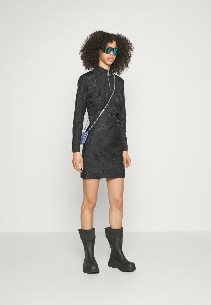 HALF ZIP PLEATED DRESS - Shift dress - black Han Kjøbenhavn HALF ZIP PLEATED DRESS - Shift Dress - Black -Han Kjøbenhavn Shop 313aa6694b724f9ba959454fc8c69db9