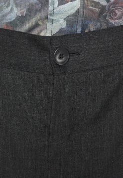 Han Kjøbenhavn TAPERED TROUSERS - Trousers - Dark Grey -Han Kjøbenhavn Shop 36488869c1a842a99353fce16b700faf