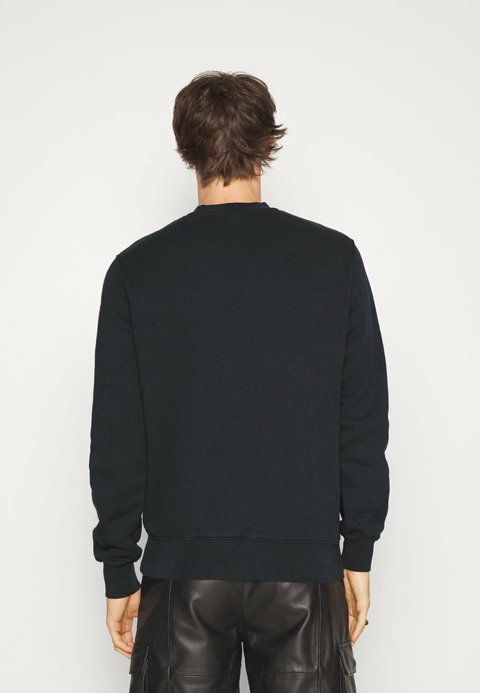 ARTWORK REGULAR CREWNECK - Sweatshirt - faded black Han Kjøbenhavn ARTWORK REGULAR CREWNECK - Sweatshirt - Faded Black -Han Kjøbenhavn Shop 3a350945f8794148aa076e7f489b0550