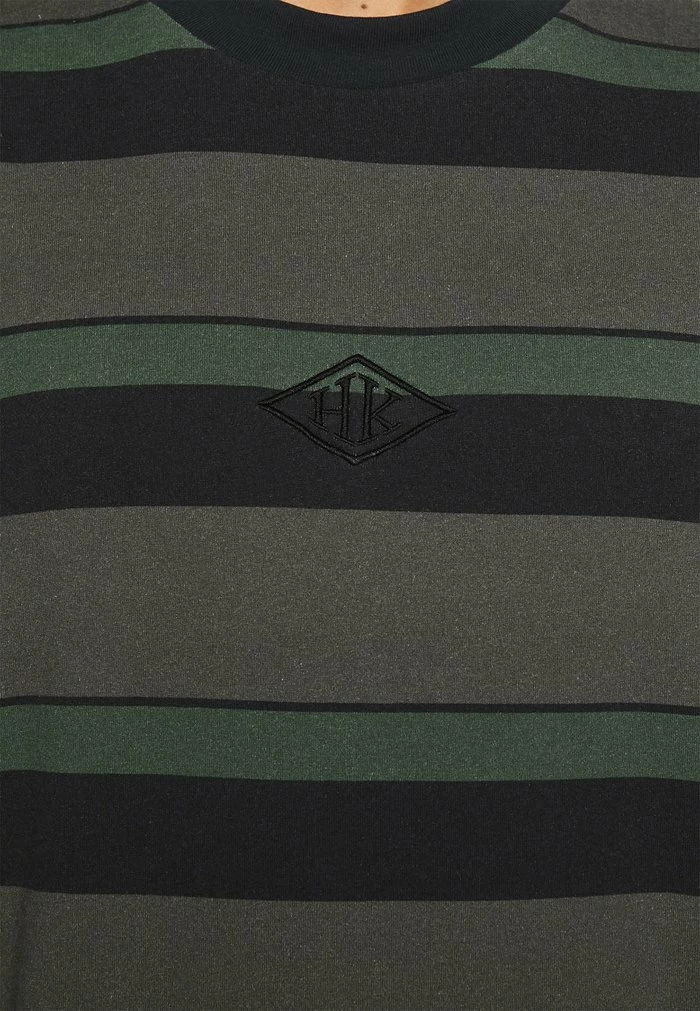 BOXY TEE SHORT SLEEVE - Print T-shirt - multi coloured Han Kjøbenhavn BOXY TEE SHORT SLEEVE - Print T-shirt - Multi Coloured -Han Kjøbenhavn Shop 3e5a0086055f41ae94d48a85bf1bdcd9