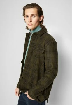 Han Kjøbenhavn ARMY SHIRT - Shirt - Green -Han Kjøbenhavn Shop 40b276b518b547c893ab98d0ab40ba65