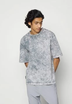 Han Kjøbenhavn TEE SHORT SLEEVE - Print T-shirt - Distressed Acid Grey -Han Kjøbenhavn Shop 42892066f6074cb997bf68784533b241