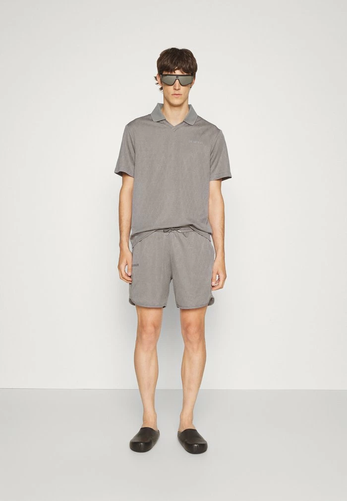 FOOTBALL TEE SHORT SLEEVE - Polo shirt - dark grey Han Kjøbenhavn FOOTBALL TEE SHORT SLEEVE - Polo Shirt - Dark Grey -Han Kjøbenhavn Shop 4633bd65065d49c69b6e7ef73bafda0b