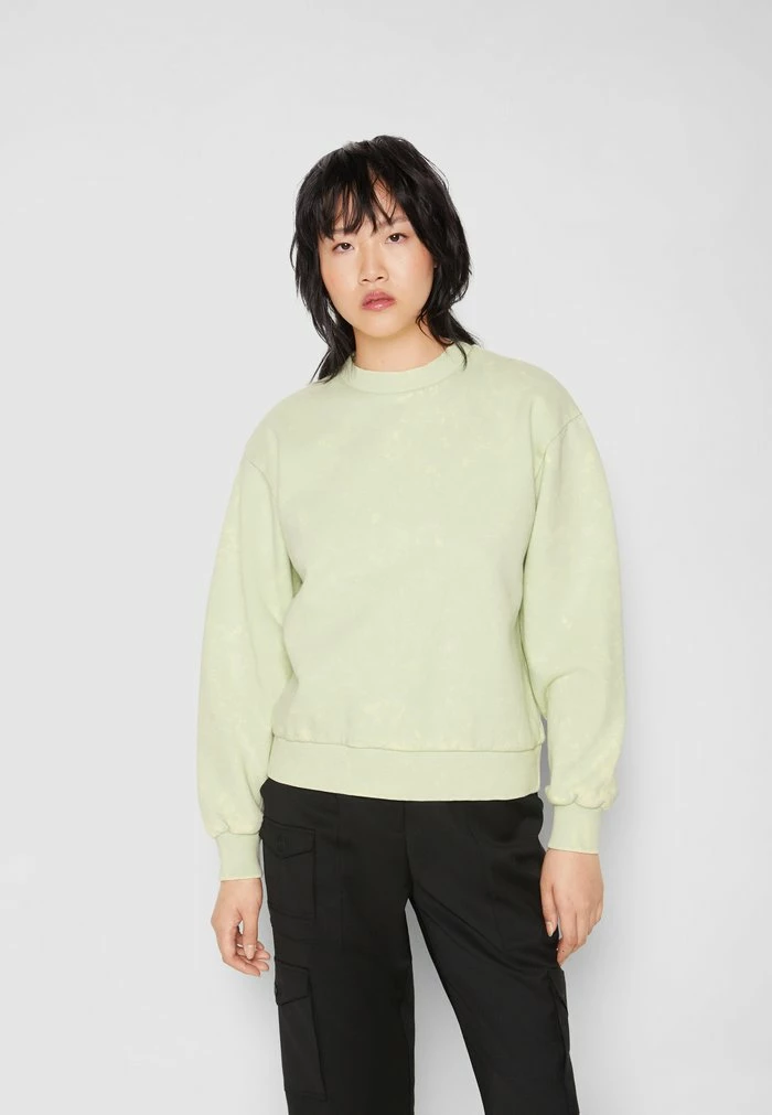 BULKY CREW - Sweatshirt - pale green acid Han Kjøbenhavn BULKY CREW - Sweatshirt - Pale Green Acid -Han Kjøbenhavn Shop 4845f41b71be4daaa5910bfe8240126a