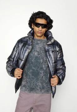 Han Kjøbenhavn CASUAL CREW - Sweatshirt - Grey Acid 8 Han Kjøbenhavn CASUAL CREW - Sweatshirt - Grey Acid -Han Kjøbenhavn Shop 485b4b14464543888428e9fae4542e77