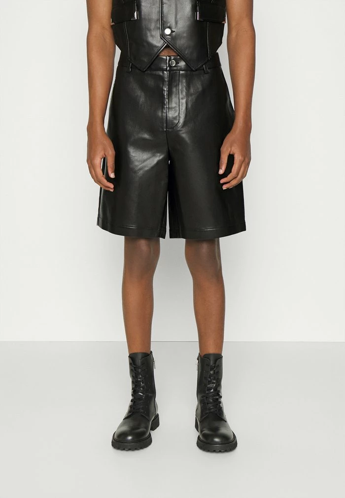 SUIT - Shorts - black Han Kjøbenhavn SUIT - Shorts - Black -Han Kjøbenhavn Shop 528df1650601496f90894a1b97dabc63