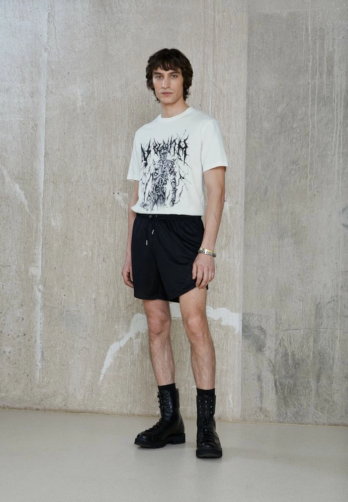 ARTWORK TEE SHORT SLEEVE - Print T-shirt - off white Han Kjøbenhavn ARTWORK TEE SHORT SLEEVE - Print T-shirt - Off White -Han Kjøbenhavn Shop 548260ff07ac46d0a7ed3cbbc7ff38e0