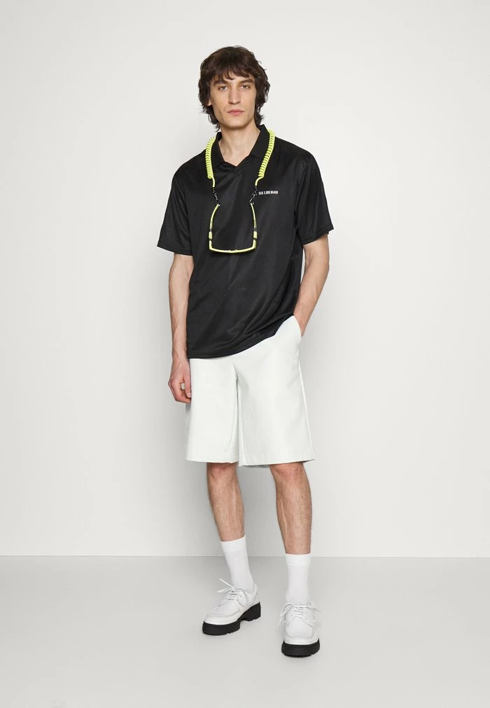 FOOTBALL TEE SHORT SLEEVE - Polo shirt - black Han Kjøbenhavn FOOTBALL TEE SHORT SLEEVE - Polo Shirt - Black -Han Kjøbenhavn Shop 5a65c4497b644beea6540e68bd141f2d