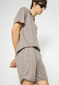 Han Kjøbenhavn FOOTBALL - Shorts - Dark Grey -Han Kjøbenhavn Shop 5cabdd09e8374dc192b73789db67ec97