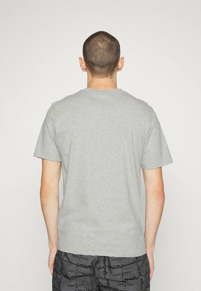 CASUAL TEE SHORT SLEEVE - Basic T-shirt - grey melange Han Kjøbenhavn CASUAL TEE SHORT SLEEVE - Basic T-shirt - Grey Melange -Han Kjøbenhavn Shop 5dfc98af7ce044a1bac4e0d52e6f4d9e
