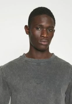 Han Kjøbenhavn DISTRESSED TEE SHORT SLEEVE DIAMOND - Basic T-shirt - Distressed Dark Grey -Han Kjøbenhavn Shop 5f4ed43882474a33a34ac0652d8366ff