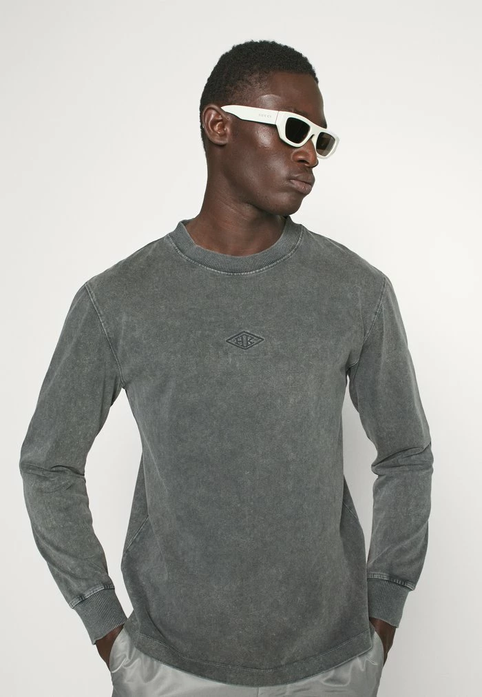 Han Kjøbenhavn DISTRESSED TEE LONG SLEEVE DIAMOND - Sweatshirt - Dark Grey 8 Han Kjøbenhavn DISTRESSED TEE LONG SLEEVE DIAMOND - Sweatshirt - Dark Grey - Image 6