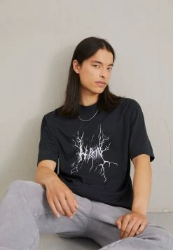 Han Kjøbenhavn ARTWORK BOXY TEE SHORT SLEEVE - Print T-shirt - Faded Black -Han Kjøbenhavn Shop 63d40f1a56c94e0d9ef8502fe4f48eb5