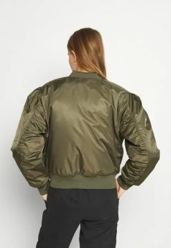 Han Kjøbenhavn Bomber Jacket - Green -Han Kjøbenhavn Shop 64b76a7fd9104ecfa59e1b7cf3cac51c