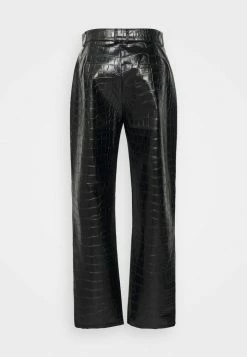 Han Kjøbenhavn SINGLE SUIT PANTS - Trousers - Black -Han Kjøbenhavn Shop 69c0a517bd8d44eea7d2c472eefd927a