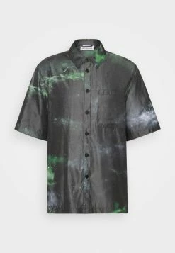 Han Kjøbenhavn BOXY SHIRT SHORT SLEEVE - Shirt - Galaxy -Han Kjøbenhavn Shop 6d02284fa4ea4eb29bbc27df2033f275