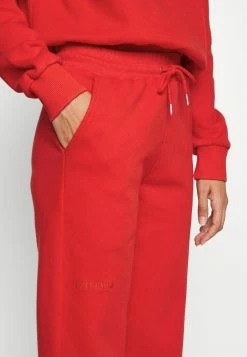 Han Kjøbenhavn Tracksuit Bottoms - Red -Han Kjøbenhavn Shop 72ead3c84f14444eb48b8762a01adad4