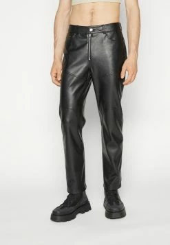 Han Kjøbenhavn STRAIGHT CUT TROUSERS - Trousers - Black -Han Kjøbenhavn Shop 7410647dbc3841e3a8c86cdb595b9add