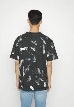 Han Kjøbenhavn LOGO BOXY TEE SHORT SLEEVE PAINT - Print T-shirt - Faded Black -Han Kjøbenhavn Shop 752a0f3f1d684bf499cab3aa3aae0ced