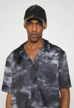 Han Kjøbenhavn PRINTED SUMMER SHORT SLEEVE - Shirt - Grey 5 Han Kjøbenhavn PRINTED SUMMER SHORT SLEEVE - Shirt - Grey -Han Kjøbenhavn Shop 7896525dafa84fdb9e9757cdf1ddd3a8