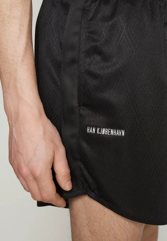 FOOTBALL - Shorts - black Han Kjøbenhavn FOOTBALL - Shorts - Black -Han Kjøbenhavn Shop 7c5028e2814a4170b66acbbdc57b6c4e