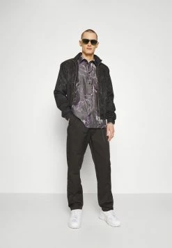 Han Kjøbenhavn TROUSERS - Trousers - Black -Han Kjøbenhavn Shop 7f27b1fab6324169813013827616e486