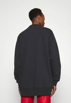 Han Kjøbenhavn RELAXED CREW - Sweatshirt - Faded Black 4 Han Kjøbenhavn RELAXED CREW - Sweatshirt - Faded Black -Han Kjøbenhavn Shop 8438e1f4e08d48cd8b8e7e9dcae1340b