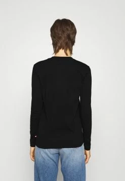 Han Kjøbenhavn CASUAL TEE LONG SLEEVE - Long Sleeved Top - Black Logo -Han Kjøbenhavn Shop 861aefcabe264ac09ff40f58bb4f70ab