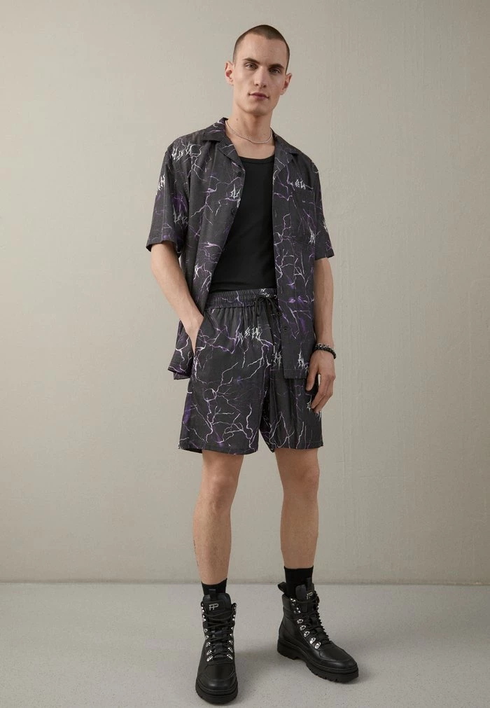 TRACK - Shorts - purple Han Kjøbenhavn TRACK - Shorts - Purple -Han Kjøbenhavn Shop 86d9923a7275417dac0f7d84322e08e7