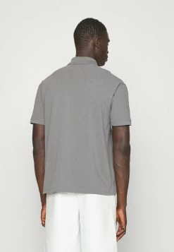 Han Kjøbenhavn SHORT SLEEVE - Polo Shirt - Steel Grey 6 Han Kjøbenhavn SHORT SLEEVE - Polo Shirt - Steel Grey -Han Kjøbenhavn Shop 8749afd4f7ae40e78d31fe43ab9c0f2e