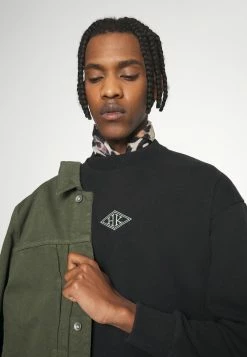 Han Kjøbenhavn BULKY CREW - Sweatshirt - Faded Black -Han Kjøbenhavn Shop 8a3ca71f571e491fb524478906d7a939