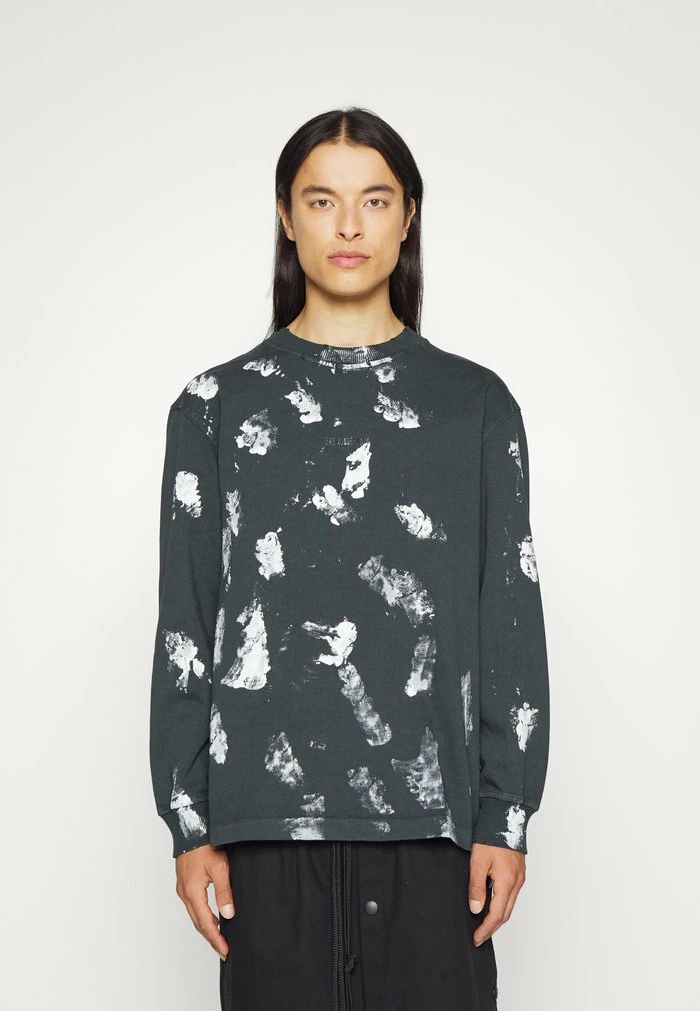 LOGO BOXY TEE LONG SLEEVE PAINT - Long sleeved top - faded black Han Kjøbenhavn LOGO BOXY TEE LONG SLEEVE PAINT - Long Sleeved Top - Faded Black -Han Kjøbenhavn Shop 8c0bcd2789094c24a3f7ab19e5470cc3