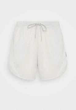 Han Kjøbenhavn FOOTBALL - Shorts - Grey -Han Kjøbenhavn Shop 8d6d58319c514b42a3cc0c11c3482e88