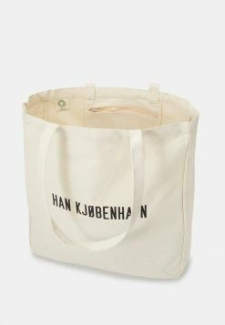 Han Kjøbenhavn TOTE BAG UNISEX - Tote Bag - Off-white -Han Kjøbenhavn Shop 8d76193966a54b60a86603eec89d095e